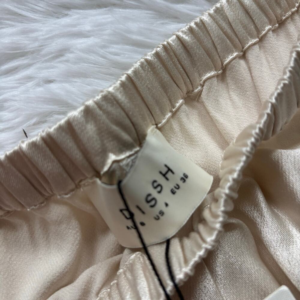 NWT DISSH Women’s Simone Pearl Satin Blazer & Pants Size 4/6 Ivory Suit Set - Picture 14 of 16